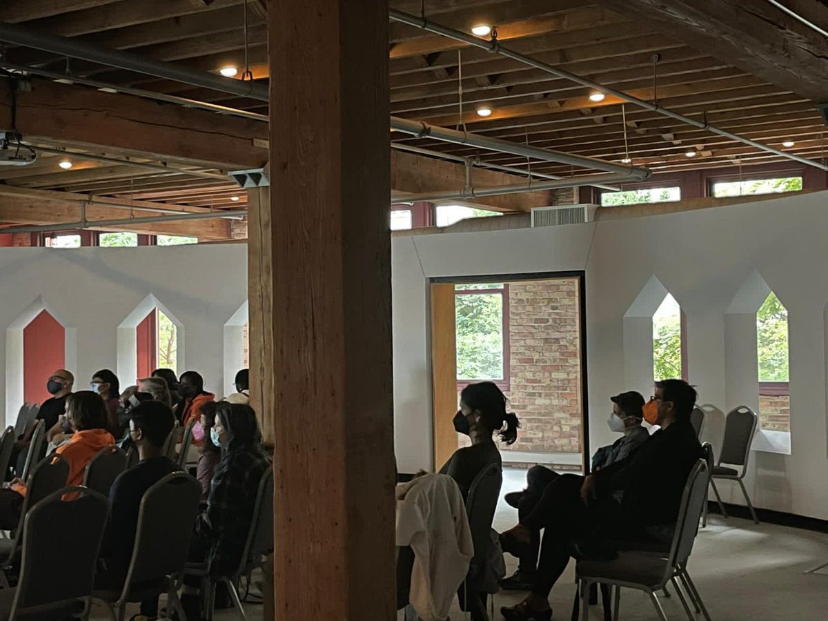 UndeterredF's tweet image. Great turn out for the #communityscreening in Chicago last night! 

So awesome to hear from the community successfully organizing against the profiteering of military (and border security) contractor Boeing! 

✨️Screening co-sponsored by @bootboeing @afsc_org @chitorture