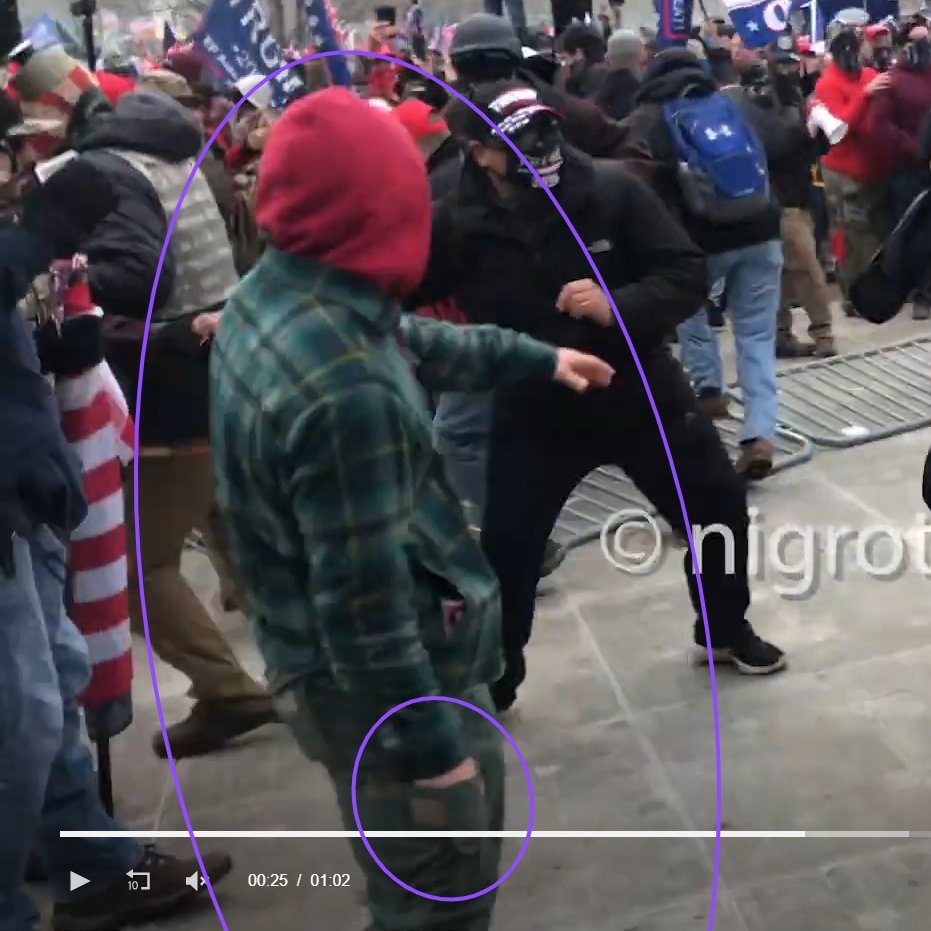 Christo33114911's tweet photo. @creek_twit Well, I haven't found the act, but I did find #ClockworkAlexPB on the NW Lawn of the Capitol. From 00:25 to 00:34 of https://t.co/ul2Kg9lpqc he's a bystander, but with one hand in his leg side pocket for part of the time, and something white in his plaid jacket pocket as well. https://t.co/hWJjUmPVjb