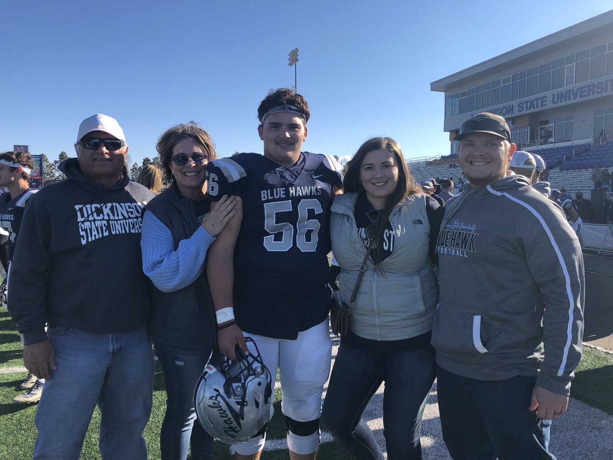 CarmenLunak's tweet photo. Great day to watch Blue Hawk football! TEAM!
#Family #HawksAreUp https://t.co/d5RFp9hWPJ