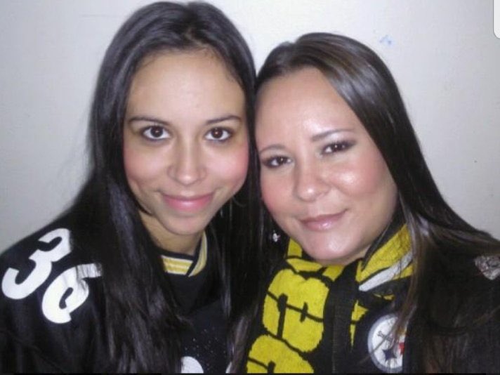 SelinaSuede's tweet photo. #MyFondestMemoryIs with my mama @TheSeaRose https://t.co/UFvfyLoqgN