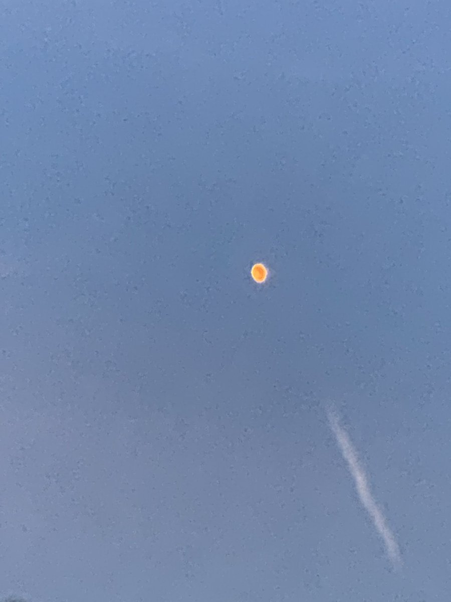 icet08's tweet photo. @Disney12HJ @wxbrad Here were some I took from the Davenport area https://t.co/3uamLlxtvq