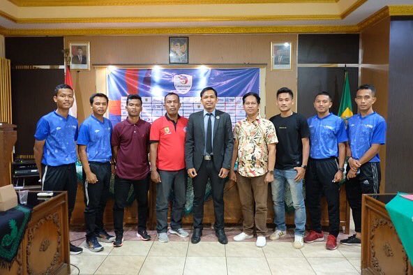 officialpsip's tweet photo. Match Coordination Meeting (MCM) untuk pertandingan sore ini dilaksanakan di Ruang Rapat Sekda Kabupaten Pemalang (24/09) https://t.co/5gYG5PjuUs