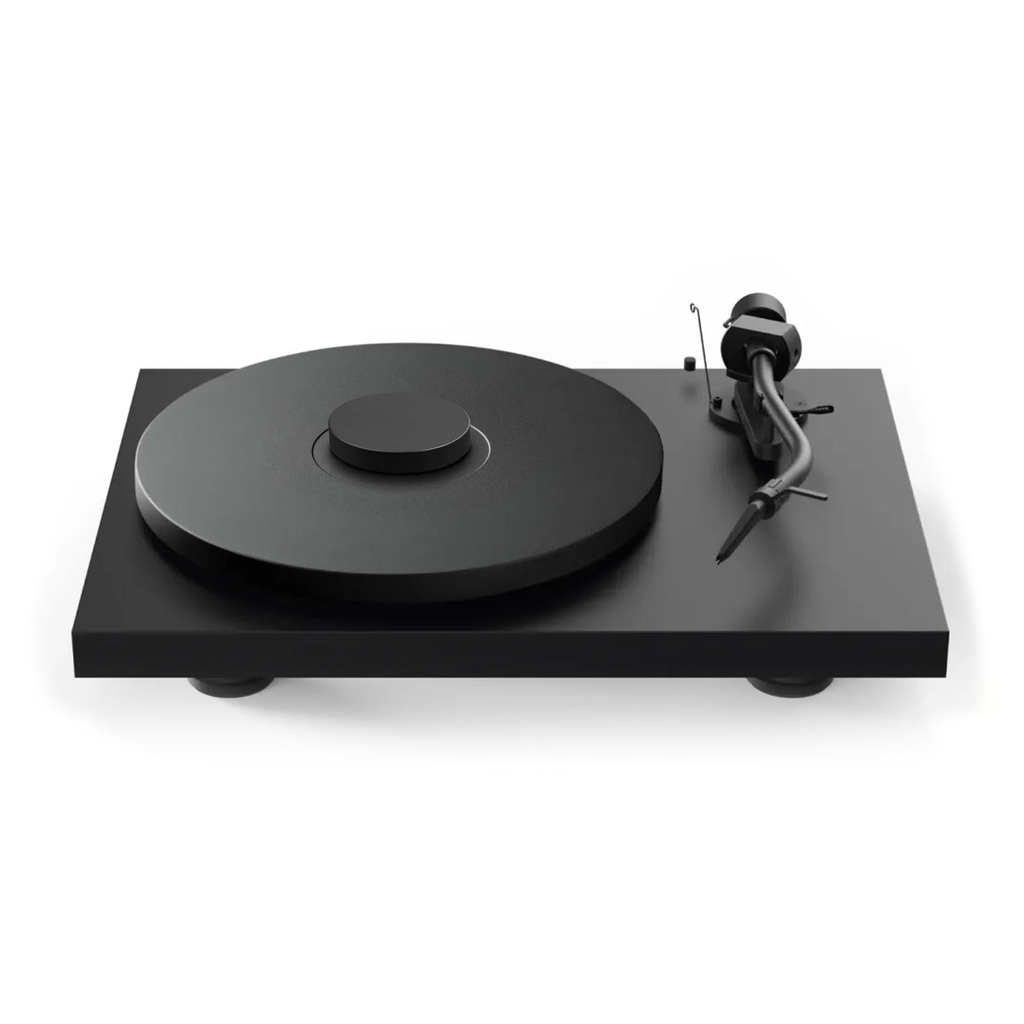 TurntableLab's tweet photo. Pro-Ject / Debut PRO S
↘ special edition w/ 10" S-shape tonearm, removable headshell, upgrated aluminum sub-platter + hand-painted all-black colorway ⬛️
⫸ https://t.co/oIxMtAABiL
@ProJectAudioSys #projectdebut #projectdebutpro #debutpro #projectdebutpros #debutpros #ttlhifi https://t.co/StrP10T3Ll