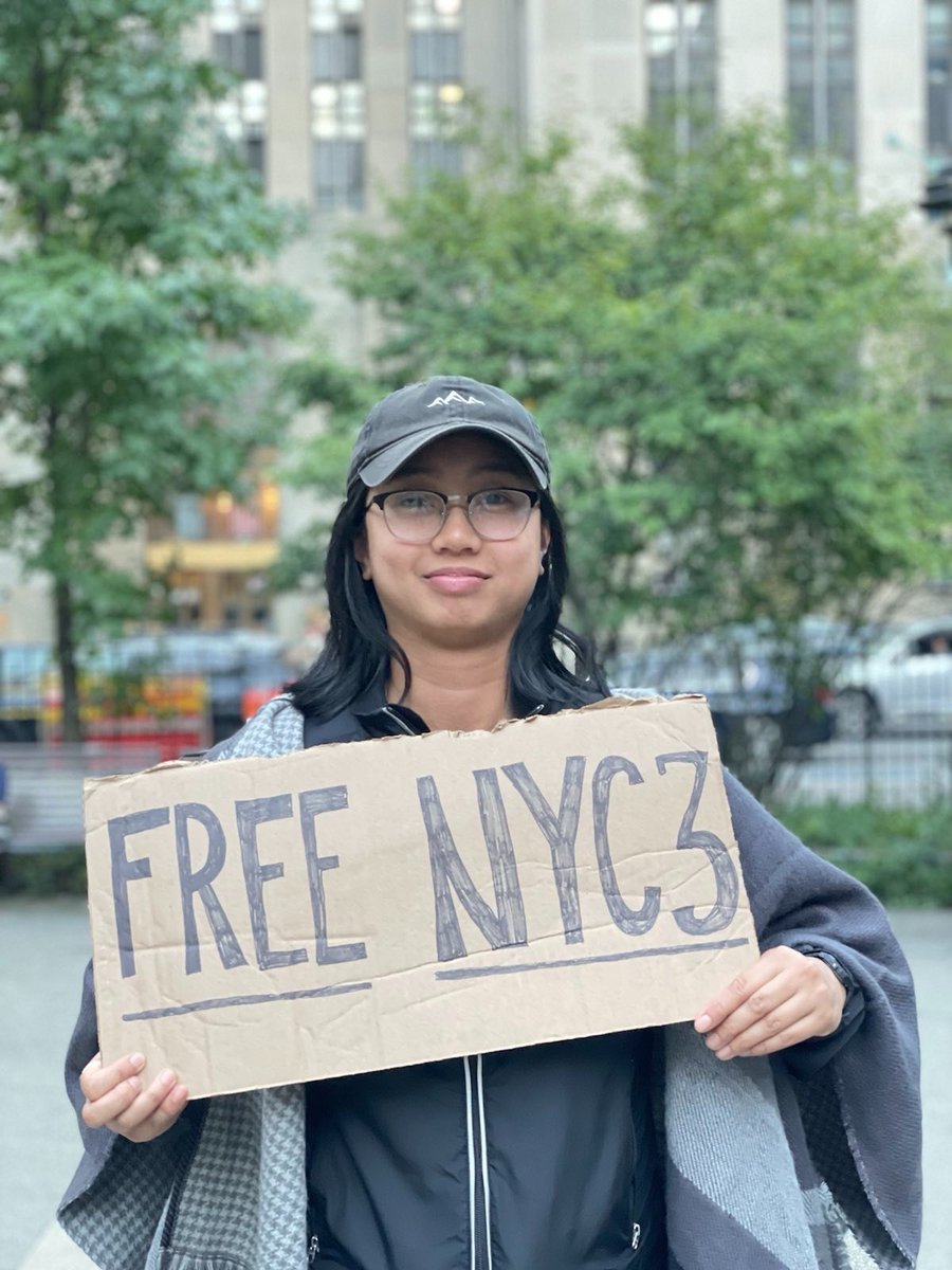 BAYAN_USA's tweet photo. Truly, the people united will never be defeated! Ang tao, ang bayan, ngayon ay lumalaban!

Here are some portraits of community members who took selfies in support of #FREENYC3

#FreeNYC3 #ArrestMarcos #DefeatFascism #ActivismIsNotACrime

2/n https://t.co/YEzUeXF6ju