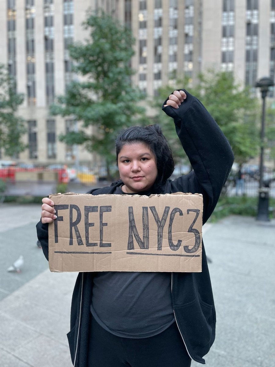 BAYAN_USA's tweet photo. Truly, the people united will never be defeated! Ang tao, ang bayan, ngayon ay lumalaban!

Here are more portraits of community members who took selfies in support of #FREENYC3

#FreeNYC3 #ArrestMarcos #DefeatFascism #ActivismIsNotACrime

4/4 https://t.co/8S29nfdscC