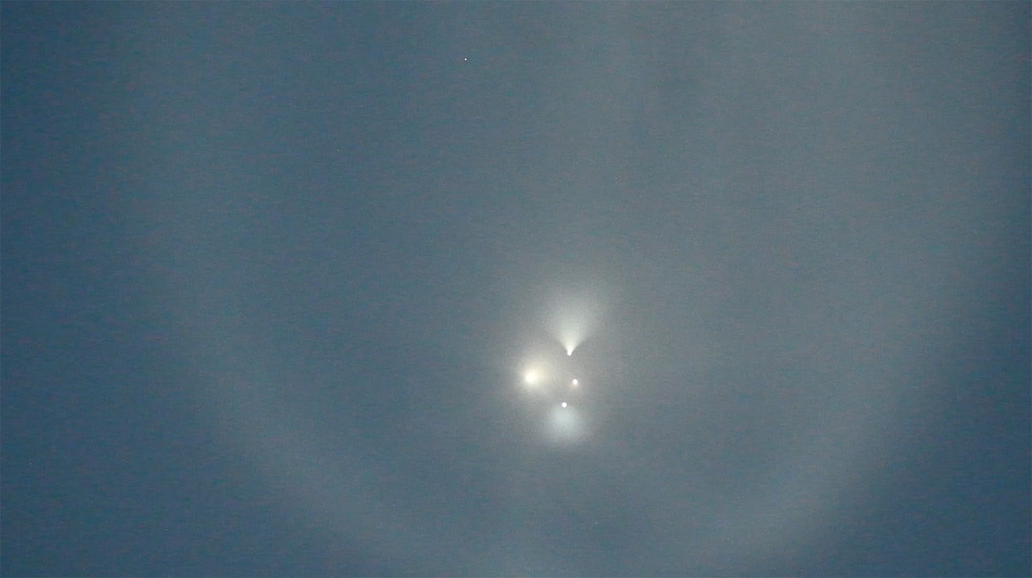 Fdda6WdXoAc4MGX?format=jpg&name=large