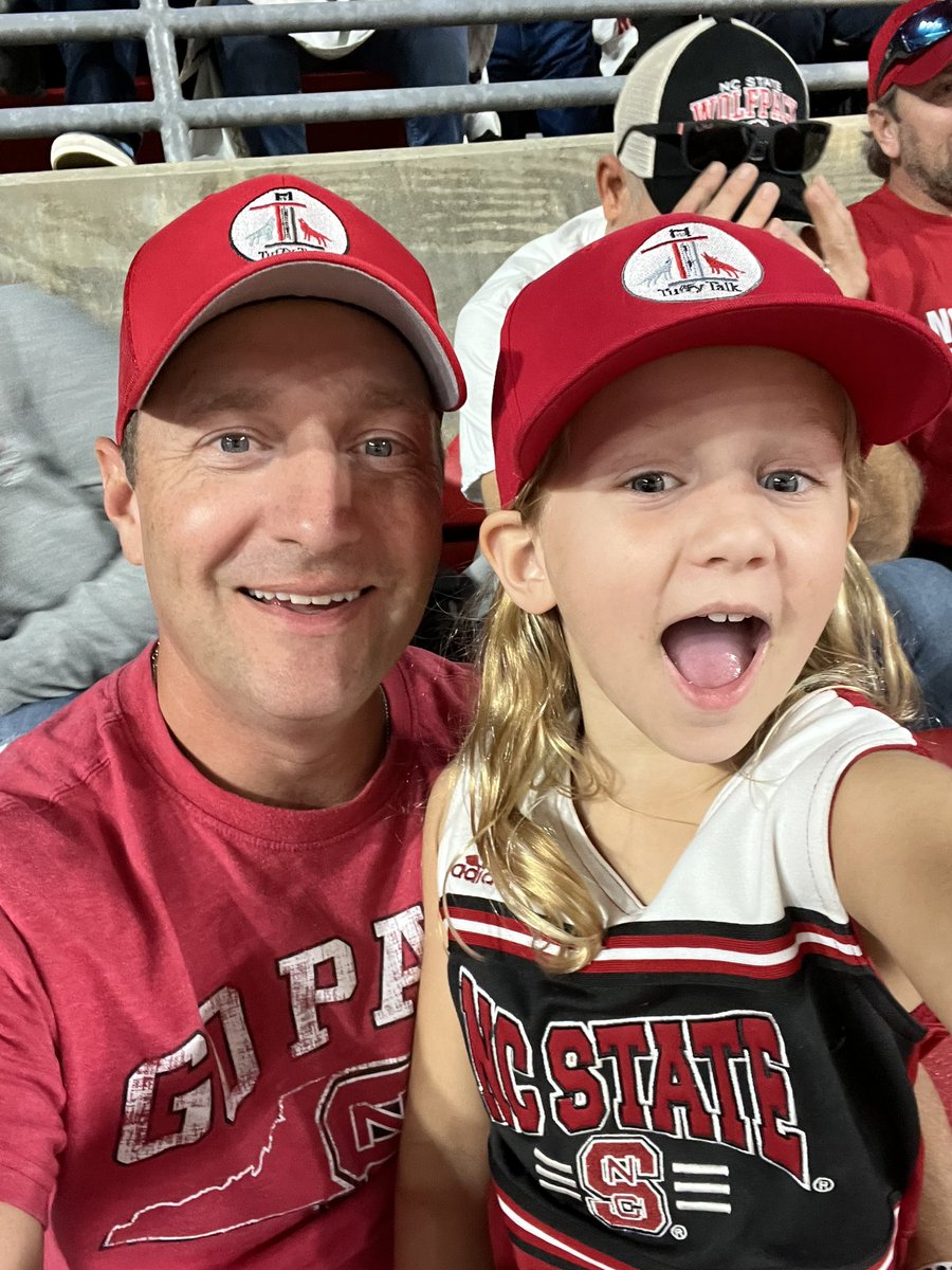 ChrisKeene10's tweet photo. @TuffyTalkNow Shout out to Layton for the sweet hats!!  #gopack https://t.co/DnuoorD7de