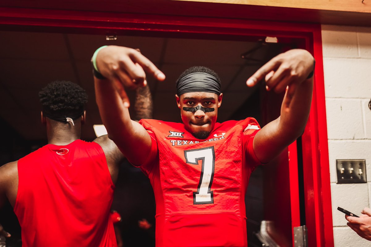 TexasTechFB's tweet photo. Mood 😊 https://t.co/zSVUybOedg