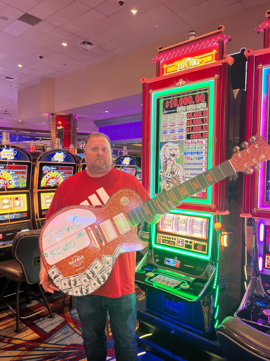 It’s lucky Jackpot Saturday🤘 Congrats Justin for winning over 50k on a $45 bet🎉🎉 Visit and get lucky with us!
#hardrocksacramento