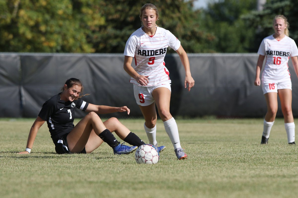 RECAP | Raiders Show Strong Defensive Effort Against Undefeated Bulldogs.

📰: bit.ly/3C7LqQp

<a href="/nwcwsoccer/">NWC Women's Soccer</a>