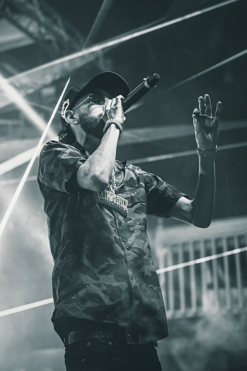 Shotbyserg's tweet photo. Part 2 tonight 📸 https://t.co/hlDSVWpi8O