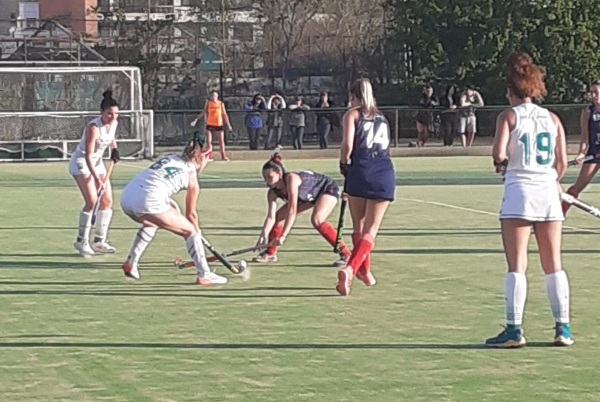 ferrocarriloest's tweet photo. #HockeyFemenino 🏑 Resultados 9° Fecha, 2da. Fase
Primera B, Permanencia
#Ferro 0 vs. #BACRC 2 (📷)
Primera D, Zona 2, Campeonato
#LaSalle 1 vs. #Ferro B 3 (Candela Garmendia García x 2 y Agostina Liñán)
Primera E, Zona 4, Permanencia
#Ferro C 1 (Luana Sánchez) vs. #Pucará C 2 https://t.co/L6Y4zMeEaU