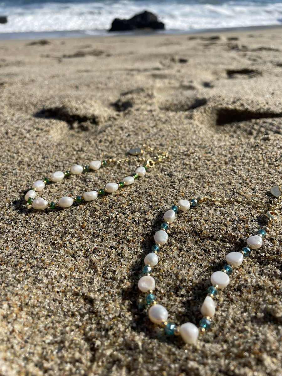 ROSIER_Jewelry's tweet photo. Handmade 18K Gold Plated "Pearl × Green Beads" Anklet💚 
- Fresh Water Pearl - 18k Plated Gold Stainless Steel - Smile Face charm - Green Beads
- Waterproof

🛍BUY NOW
https://t.co/QBpHxCgNZv

#jewelry #PearlJewelry  #BeadsJewelry #GoldJewelry #18kgold #ankletjewelry https://t.co/eFTM28Dg6B