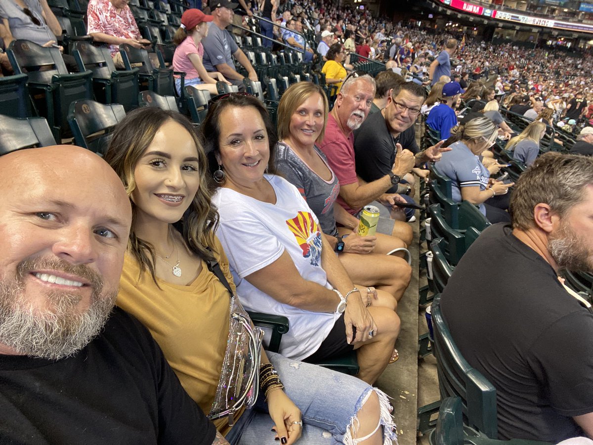 928Molly's tweet photo. #DBACKS https://t.co/GAZz1Or2Fe