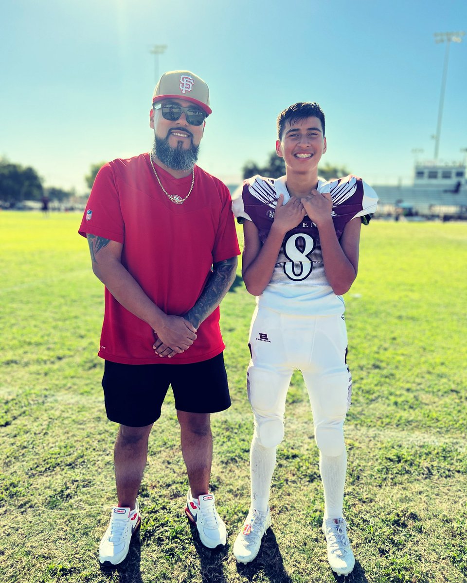 Forty9Reazons's tweet image. Tough loss today but we’re still smiling. Mojos 32 - Ravens 28. #Ravens #Mojos #GEYF #SomebodysOHadToGo #WR #8 #Jacoby