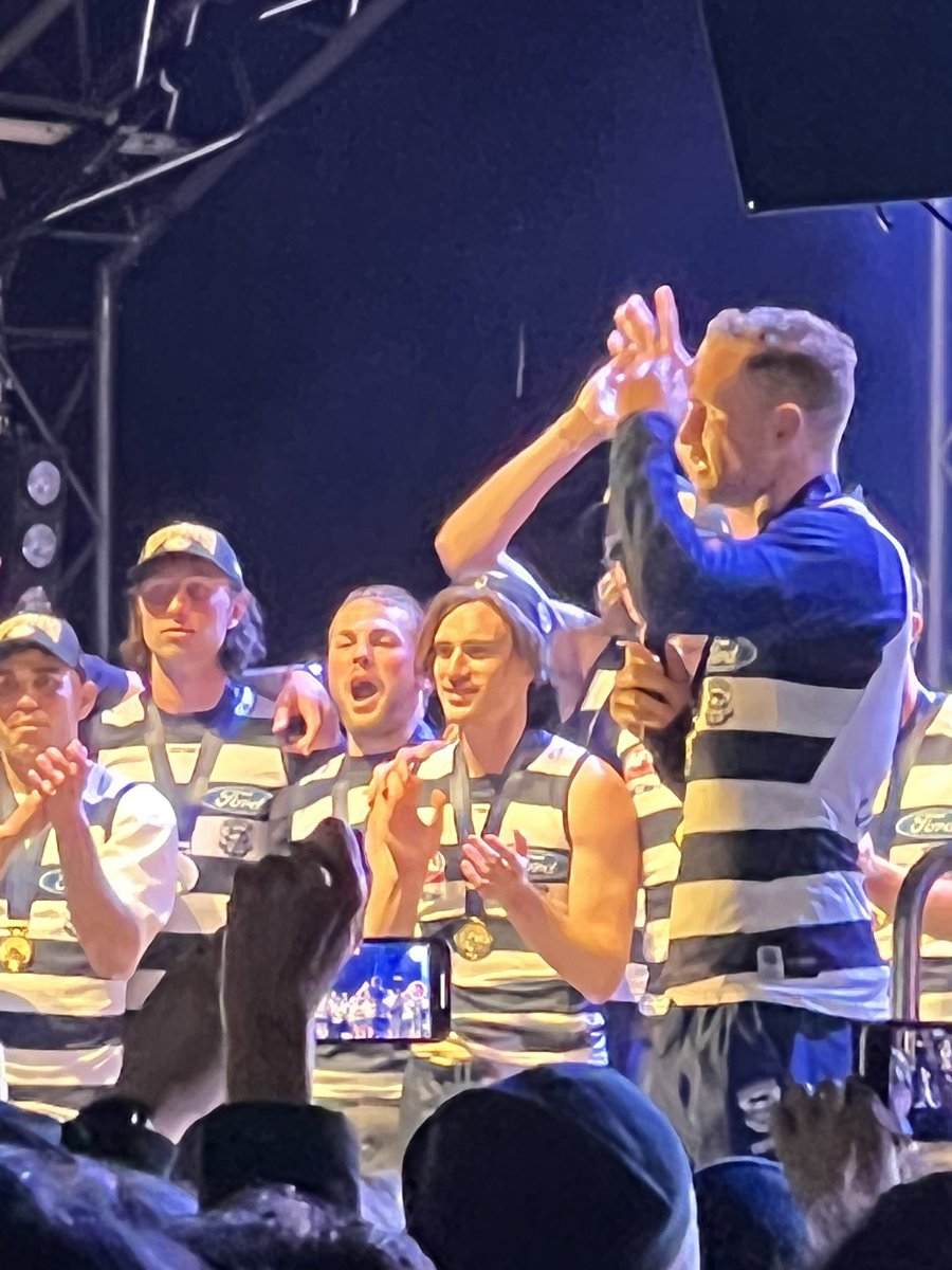 It wasn’t a dream! Brilliant performance <a href="/GeelongCats/">Geelong Cats</a> and superb on and off ground leadership from <a href="/joelselwood14/">Joel Selwood</a>. Couldn’t be prouder. #AFLGF