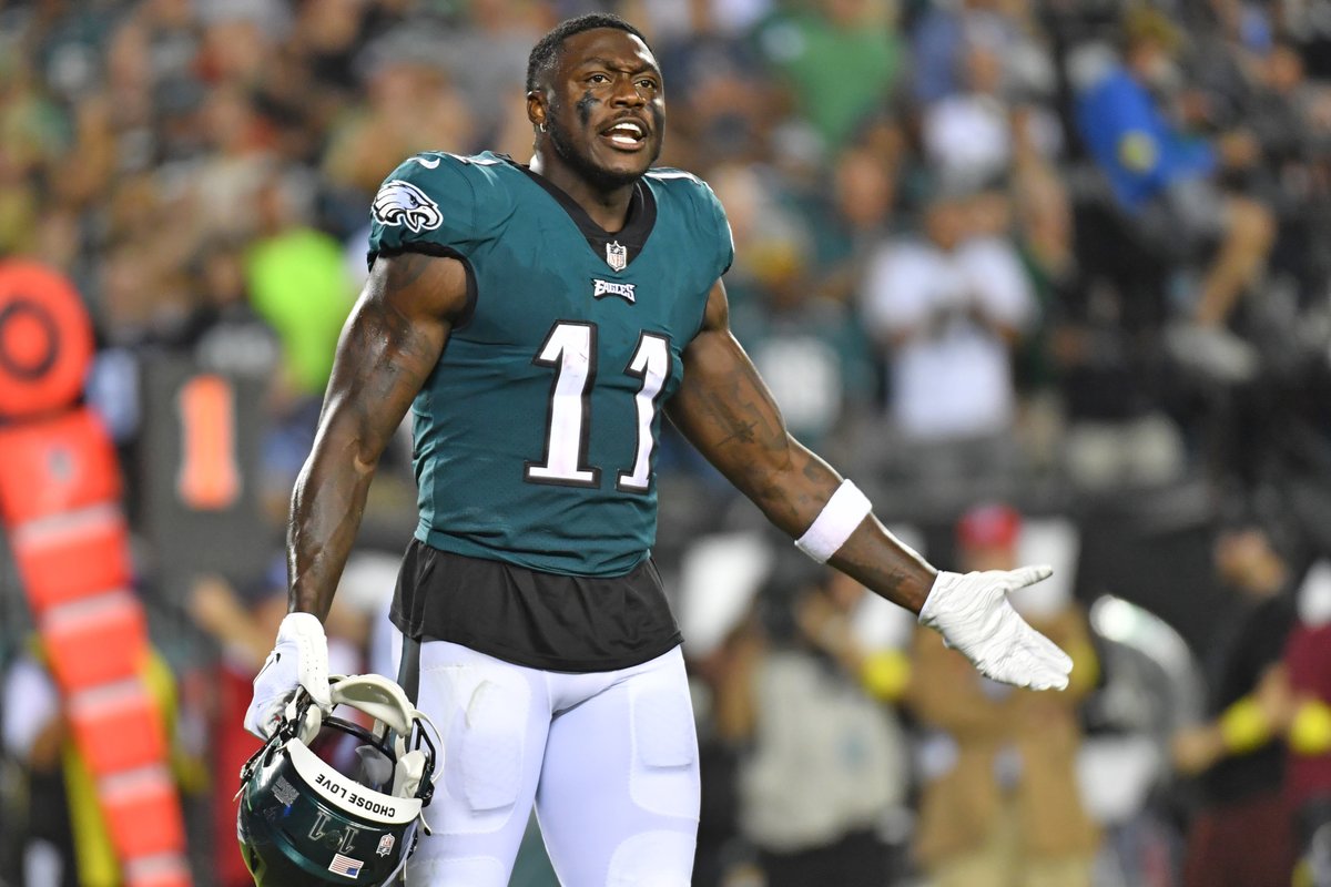GrimReaperDFS's tweet photo. #NFL #DFS How many #DraftKings DFS points will AJ Brown get tomorrow? More than 15? #Eagles vs. #Commanders Photo Courtesy of USA Today Sports. https://t.co/xyFJJh7cx7
