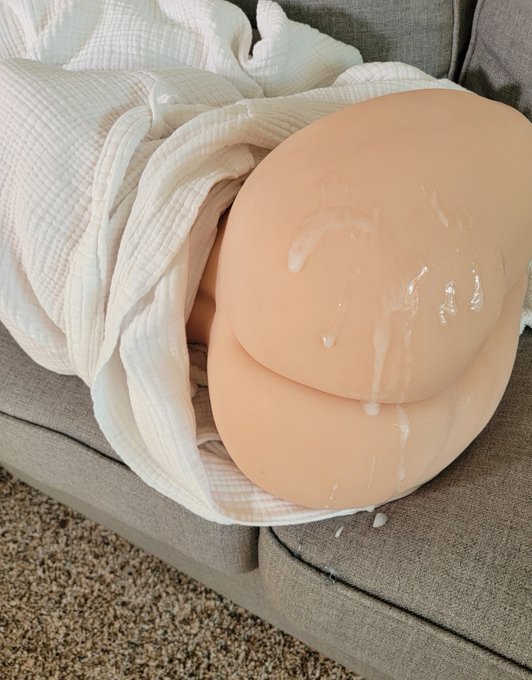 The amount of cum reflects how much I enjoyed myself. 😋😋😋 https://t.co/UTAaYmEQGo