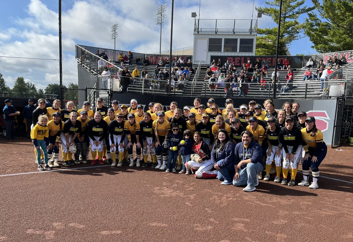 NIUSoftball's tweet photo. Thanks to @RVC_Softball and @RamblersSB for supporting @CalsAngels with us today! Coach T for the win and the HR derby crown 🐾🥎🎗 https://t.co/docGszeUJL