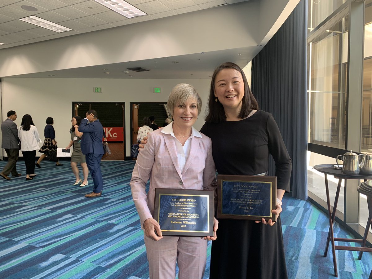 Dr. Elaine Yi Lu tweet media