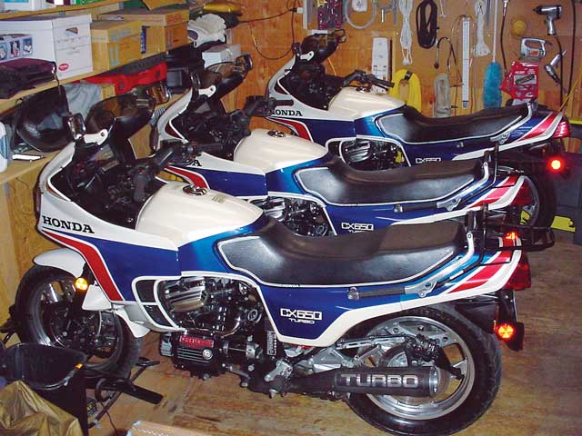 MotorcyclesJPN's tweet photo. 【CX650 Turbo / Honda】
"The Honda CX650 Turbo was arguably the best of the turbocharged motorcycles that roared onto roads in the early Eighties."
[Motorcycle No. 327 (Ⅰ)]
#CX650Turbo #CX650T #CX650 #CX650C #CX650E #Honda

《Web》https://t.co/DDh4ezyU69 https://t.co/6Ts9Xmw46Y