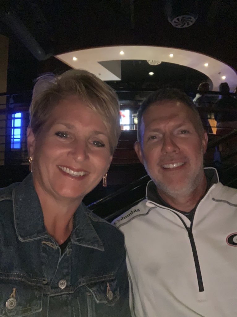 WAMcGuffey's tweet photo. Saturday in Athens #GoDawgs https://t.co/U2LZCTPVVG