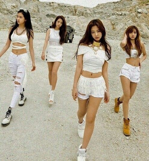 larubyjanee's tweet photo. #DRWantsBP #BlackpinkComeToDR
#BlackpinkInDominicanRepublic

@sdconcerts 
@ygent_official
@BLACKPINK @livenationlatam 
@UMG A estas alturas vendo mi alma al diablo na ma pa verlas en el estadio Quisqueya 😭 https://t.co/rDliLYBsZn