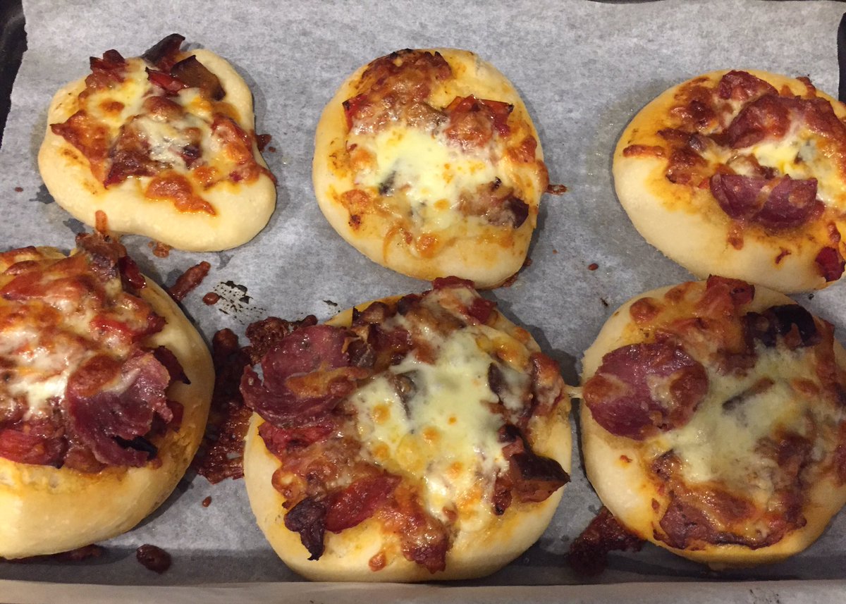 litjenny's tweet photo. Made these pizette from Silvia #Colloca’s recipe in #Delicious. They were (enhanced by the 48 hour dough proving)! https://t.co/wLMvu2cEfR