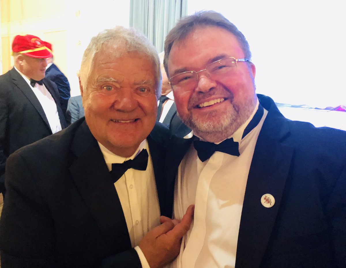 wbrodavies's tweet photo. Yours truly with the Welsh Legend that is Max Boyce at Welsh Rugby Clubs Lodge Gentleman's evening, Penarth.
We raised a staggering £4,000 for grass roots rugby in South Wales.
#passingitforward https://t.co/Tm3cWuc1UU