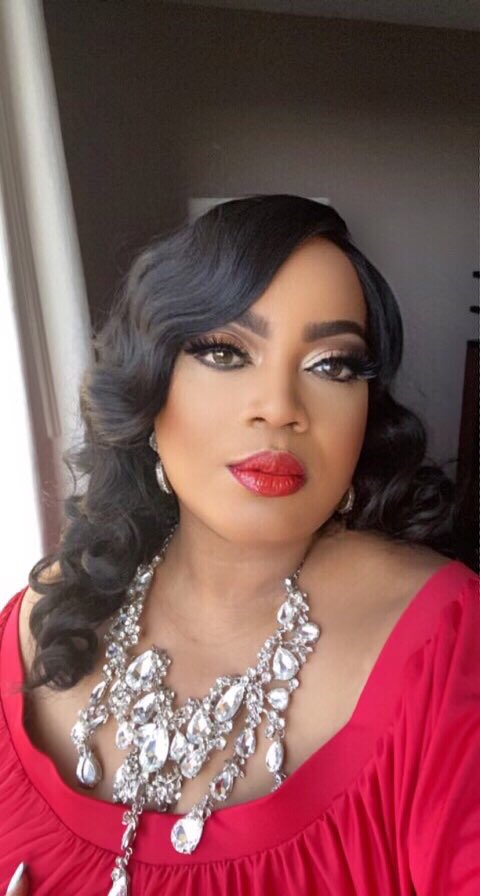 Angela_Blair's tweet photo. Lady in Red ❤️
Hosting Duties tonight 💃🏽❤️
MUA: @BlairAllyson My Babygirl
#BothamJeanFoundation
#RedTieGala2022
#BeLikeBo https://t.co/xzoDqFmnZo