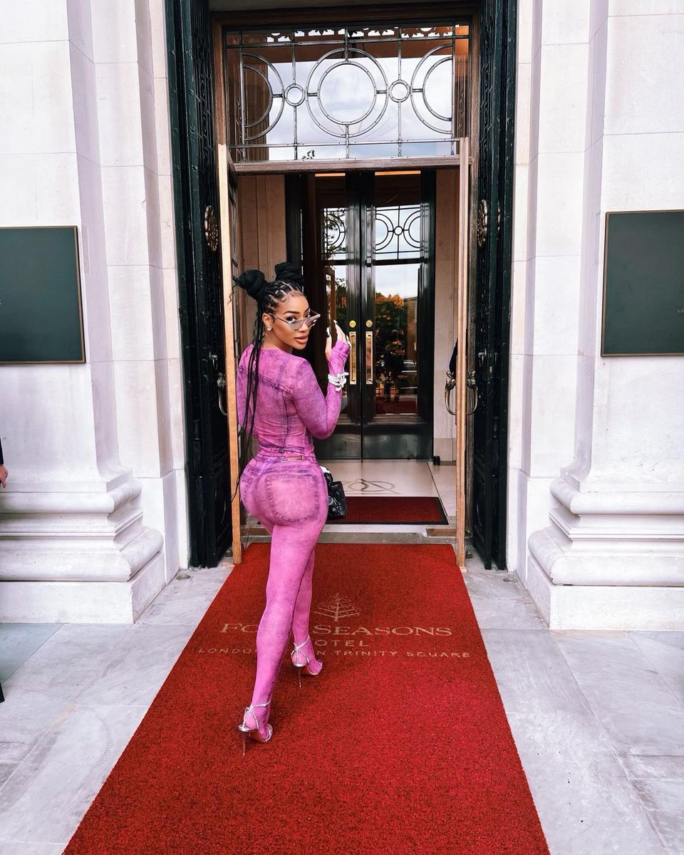 TommieLHHATL's tweet photo. Ain’t on TV but I’m still who they channeling #tommieshit https://t.co/a6vNwP5Xa9