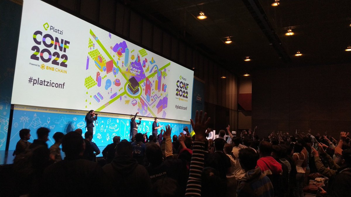 Jeff_PachecoS's tweet photo. Finalizando este magnífico día con el equipo @platzi en la #platziconf https://t.co/zm0HH6xw8b