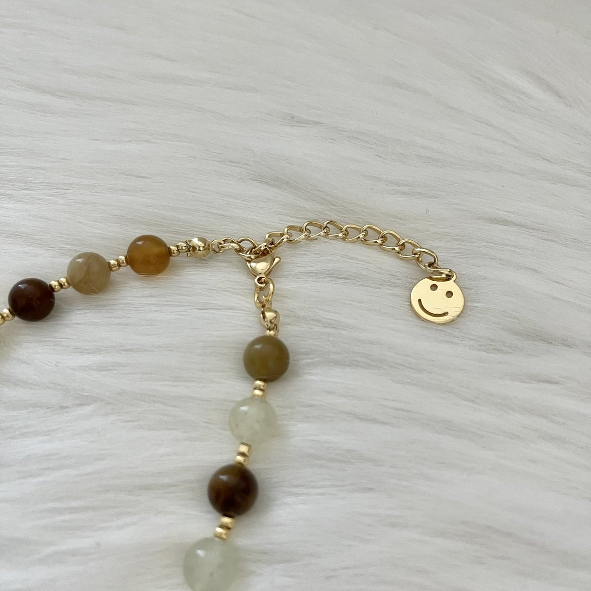 ROSIER_Jewelry's tweet photo. 18k Gold Plated Stone Beads Anklet🤎

- Stone Beads - 18k Plated Gold Stainless Steel - Smile Face Charm - Waterproof

🛍BUY NOW
https://t.co/ePigTAgPc0

#jewelry #PearlJewelry  #BeadsJewelry #GoldJewelry #18kgold #ankletjewelry #StoneJewelry #アンクレット #ジュエリー https://t.co/bDGPw7NEaL