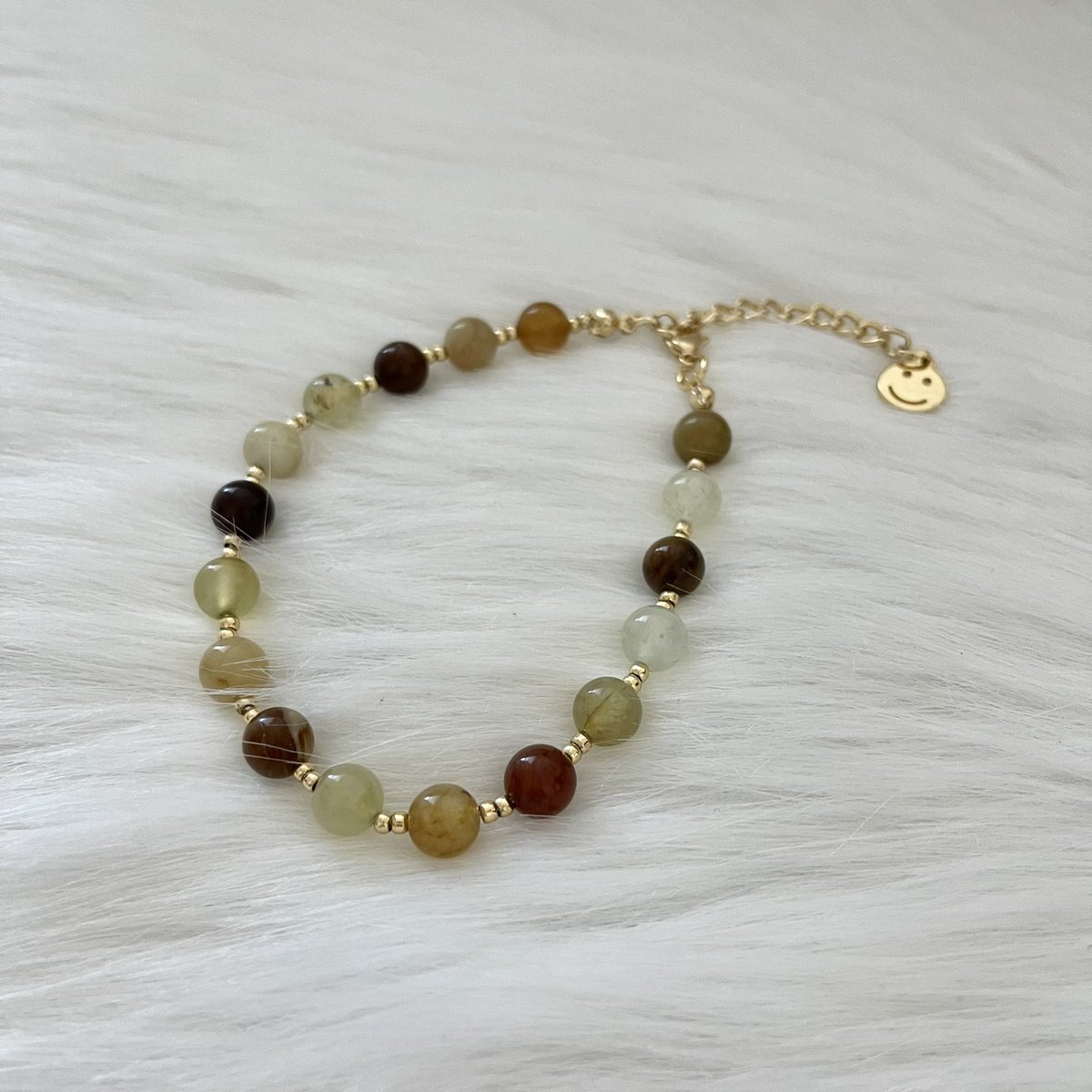 ROSIER_Jewelry's tweet photo. 18k Gold Plated Stone Beads Anklet🤎

- Stone Beads - 18k Plated Gold Stainless Steel - Smile Face Charm - Waterproof

🛍BUY NOW
https://t.co/ePigTAgPc0

#jewelry #PearlJewelry  #BeadsJewelry #GoldJewelry #18kgold #ankletjewelry #StoneJewelry #アンクレット #ジュエリー https://t.co/bDGPw7NEaL