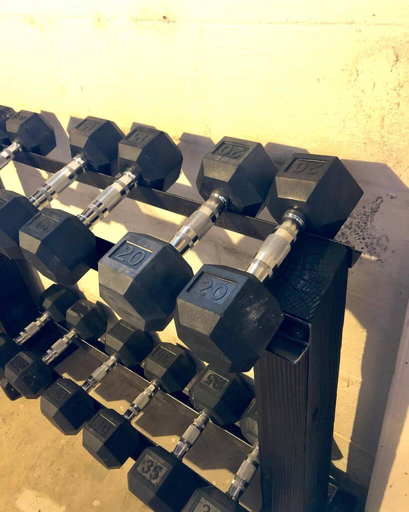 TheWirelessWW's tweet photo. Finished and loaded up the #dumbellrack yesterday - so much easier and better looking than lining them up on the floor, looks good too. I love it when a quick, easy project has this big of an impact!
.
.
.

#woodworking #woodworker #woodwork #woodcraft #… https://t.co/E00MlGBJkW https://t.co/P7zk67UNUu