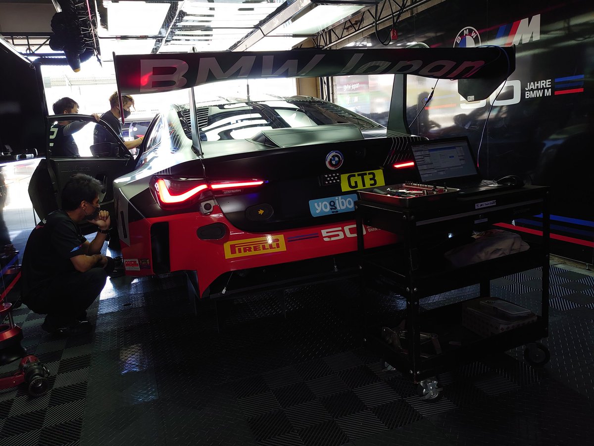 teamstudie's tweet photo. おはようございます☀️
ワールドチャレンジアジアジャパンカップは本日Race2が行われます✨
レースへ向けて暖気中
コースにはBMW&MINIRacingのマシンが並んでいます
#岡山国際サーキット #GTWorldChAsia #plusbmwm4 https://t.co/f0vJnNOyWE