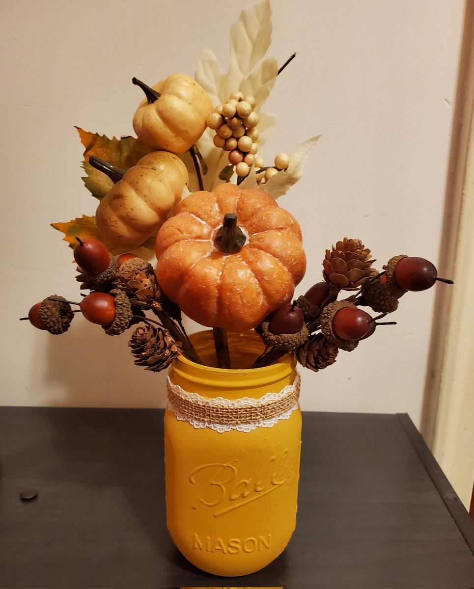 I made this and I am very proud of it.

 #falldecor #falldiy #fallcrafts