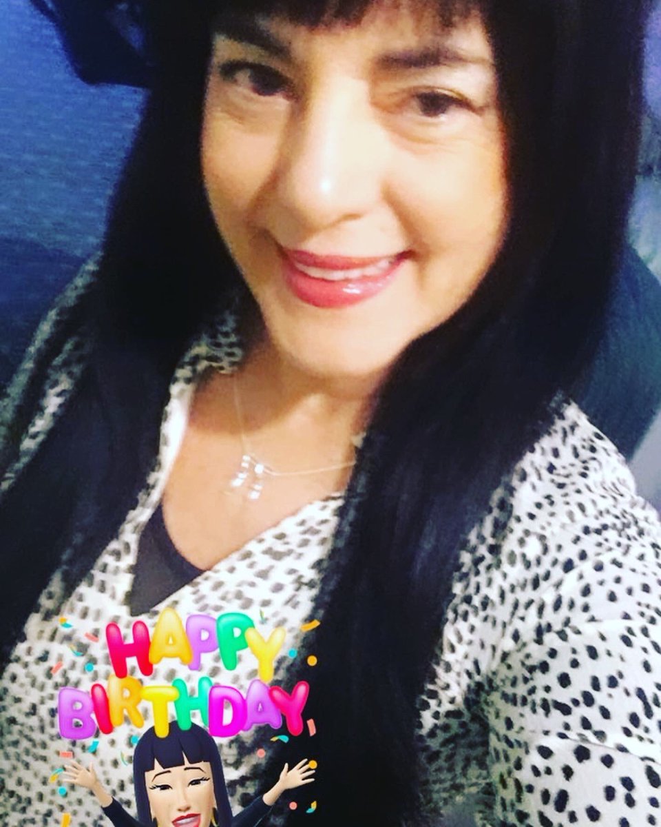 lsileman's tweet photo. Feliz 5.4 para euzinha https://t.co/TaFGzljo38