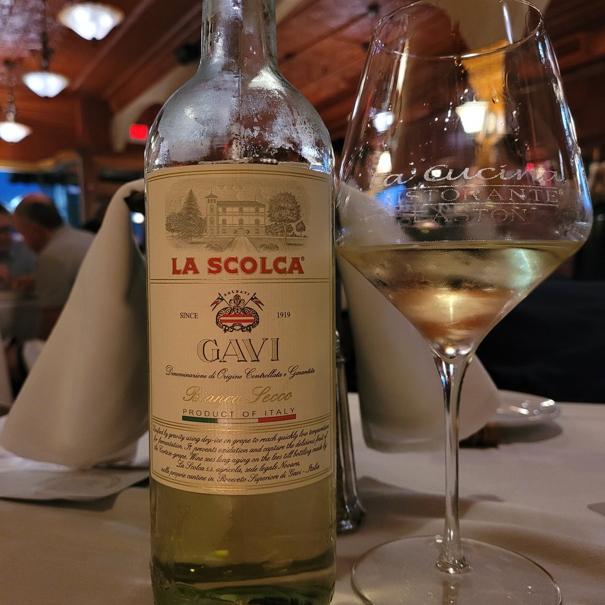 DestLen's tweet photo. September Wines - Italy 
La Scolca Gavi, Gavi D.O.C.G. - Gavi, Italy 
The wine is a light straw color and has a balanced aging that leads the wine to a fresh delicate, very dry taste with ample acidity. The wines pairs well with antipasti, vegetable dishes, fish and seafood. https://t.co/e91Kh8woeL