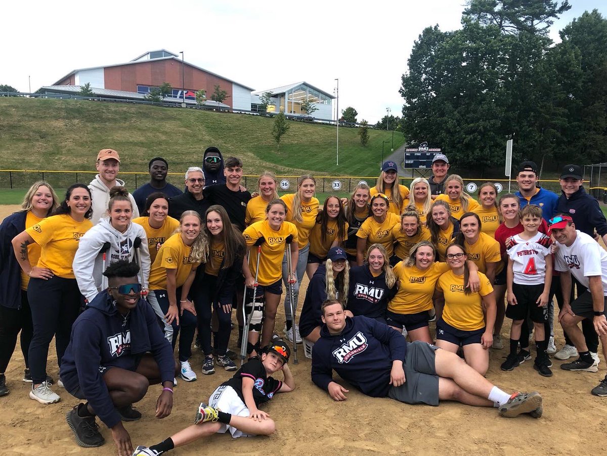 RMU Softball tweet media