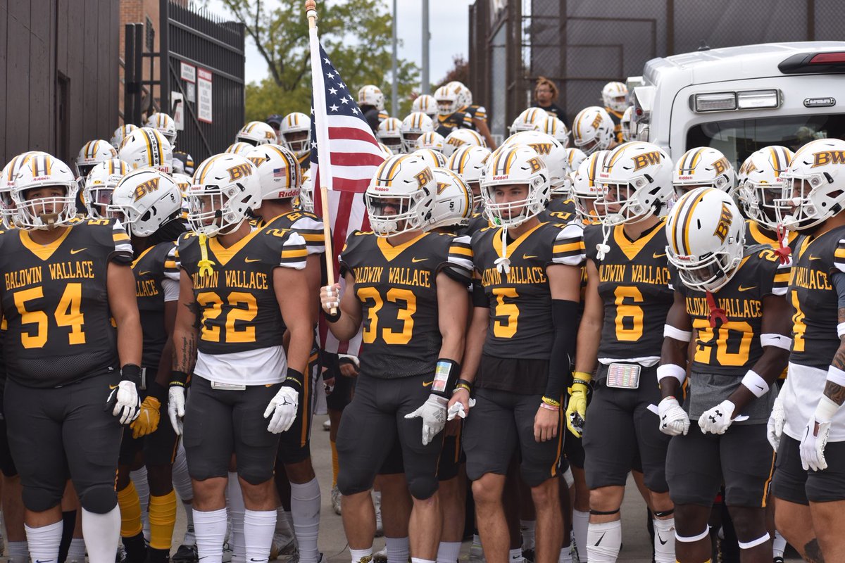 George Finnie Stadium was rocking today! What a great atmosphere &amp; game! Showed a lot of heart &amp; perseverance! Huge Win! #NeverEndedTheFight #ThankUToTheYellowJacketFans