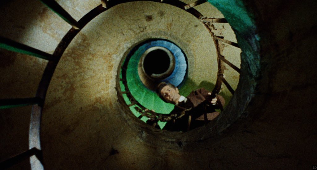 torsodapop's tweet photo. Kill, Baby, Kill, Mario Bava (1966) // The Strange Case of Dr. Jekyll and Miss Osbourne, Walerian Borowczyk (1981)

#sidebyside #gothichorror #bava #borowczyk #staircase #windows https://t.co/NoL3fJCmqh