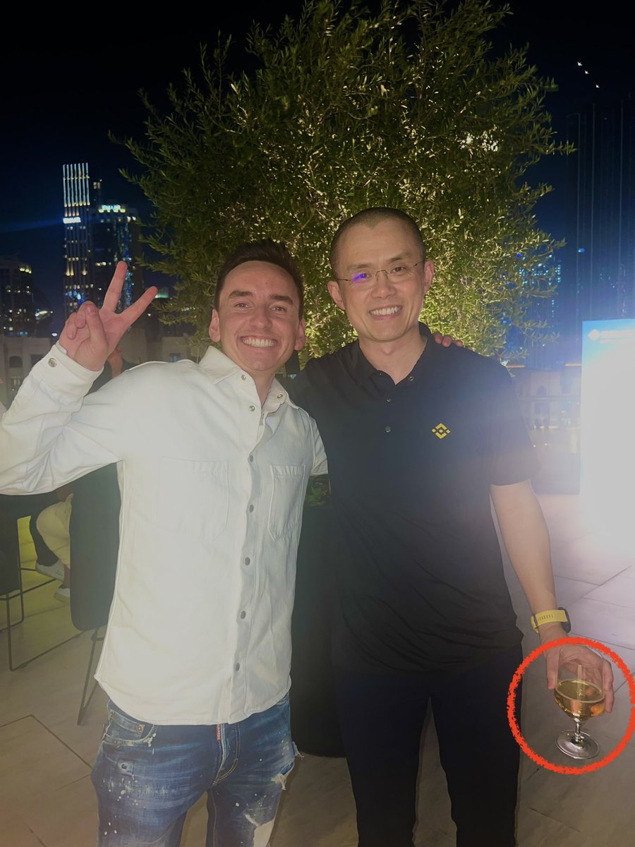 CoinStats's tweet image. That&apos;s apple juice. Right, @cz_binance? 🫣