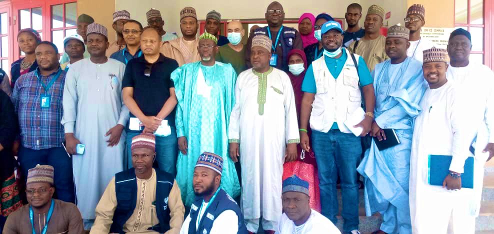 JigawaWho's tweet photo. The ES of Jigawa state PHCDA Dr Kabiru Ibrahim Aliyu,teams from WHO ,UNICEF Kano field office and other partners paid a courtesy visit to His Excellency the Deputy Governor of Jigawa State to symphasize with Government on the ongoing water flood that affected most the state. https://t.co/3UiU43lU54