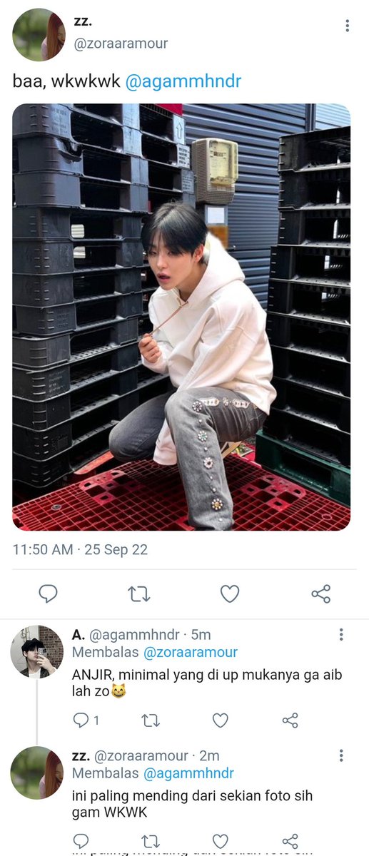 blzuehour's tweet image. – a to f

pjh &amp;amp; wtnb hrt treasure few tweets; vvritebyl