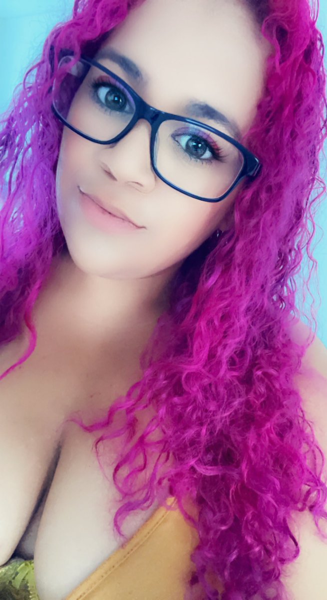 The Busty Siren 🧜🏽♀️ tweet media