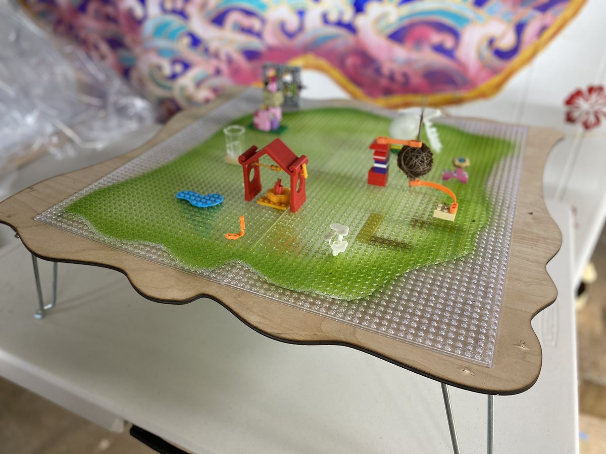 Prototyping a floating #lego kīpuka table for above and below build plane #Lego attachment.