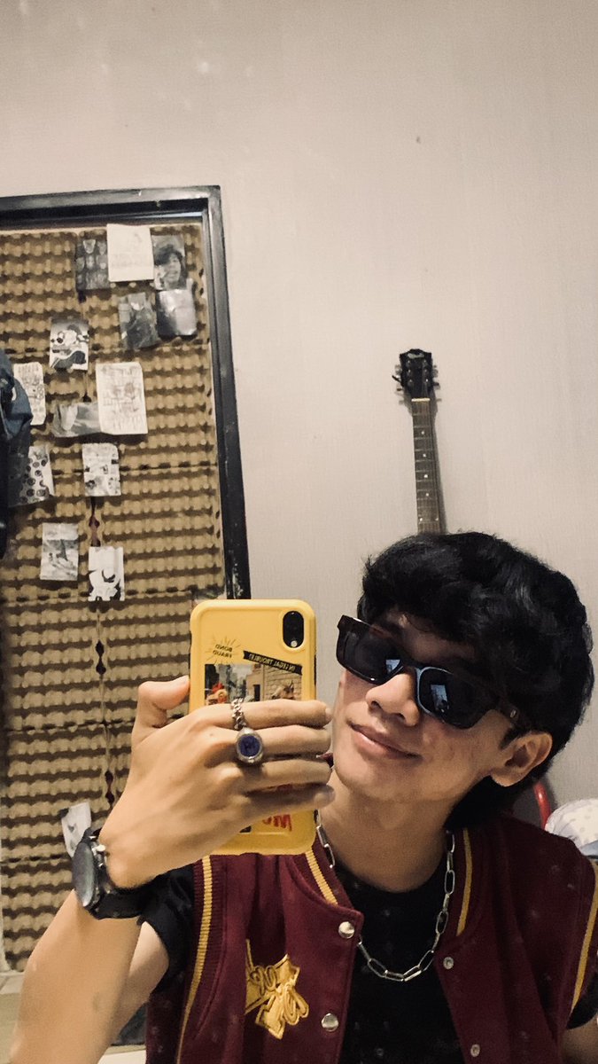 Givarajaa's tweet photo. Apa kabss warga tweet https://t.co/eHhZsF6S9P