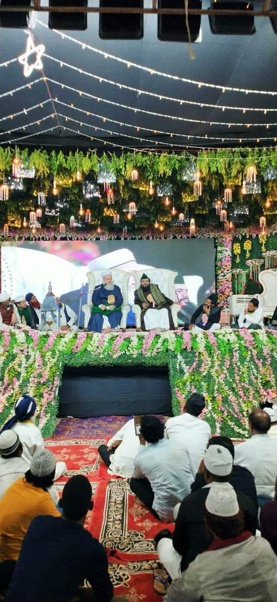 MissionAbu's tweet photo. Urs e Qadri Qautub e Odisha Syed Naseem Akther Qadri r.h #TanveereMillat #KhateebeZaman At Bhadrak Odisha @AliAlmoosavi @aiumbofficial https://t.co/yJyv7yhXWy