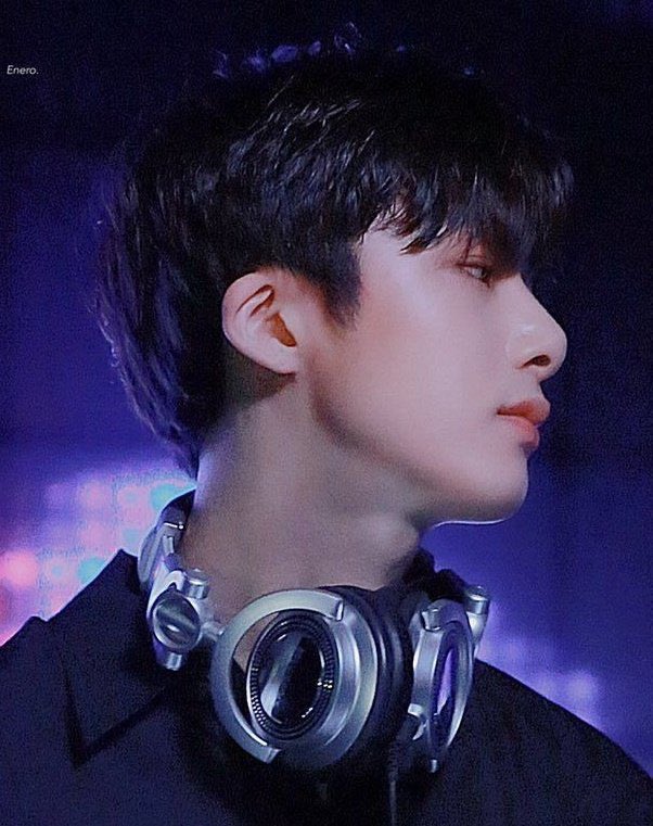 monduball's tweet photo. https://t.co/eLTqQHd09c 또 어떤 레전드를 남길라고 https://t.co/prZh5lq8In